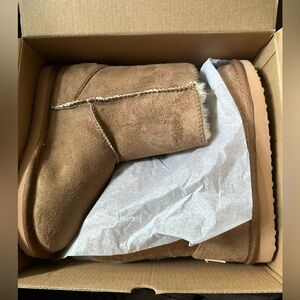 Kids liv boots size large 11-1